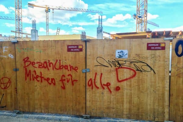 Foto: Matthias Coers zweischritte.berlin coersvideo | Bezahlbare Mieten für alle! Freudenberg-Areal