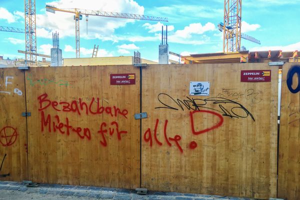 Foto: Matthias Coers zweischritte.berlin coersvideo | Bezahlbare Mieten für alle! Freudenberg-Areal