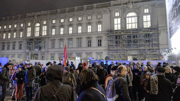 Video-Still · Alle Macht den Räten